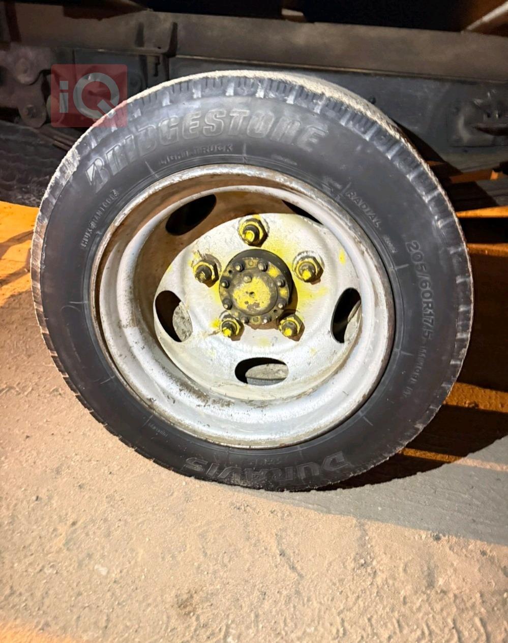 تۆیۆتا تۆیۆئیس